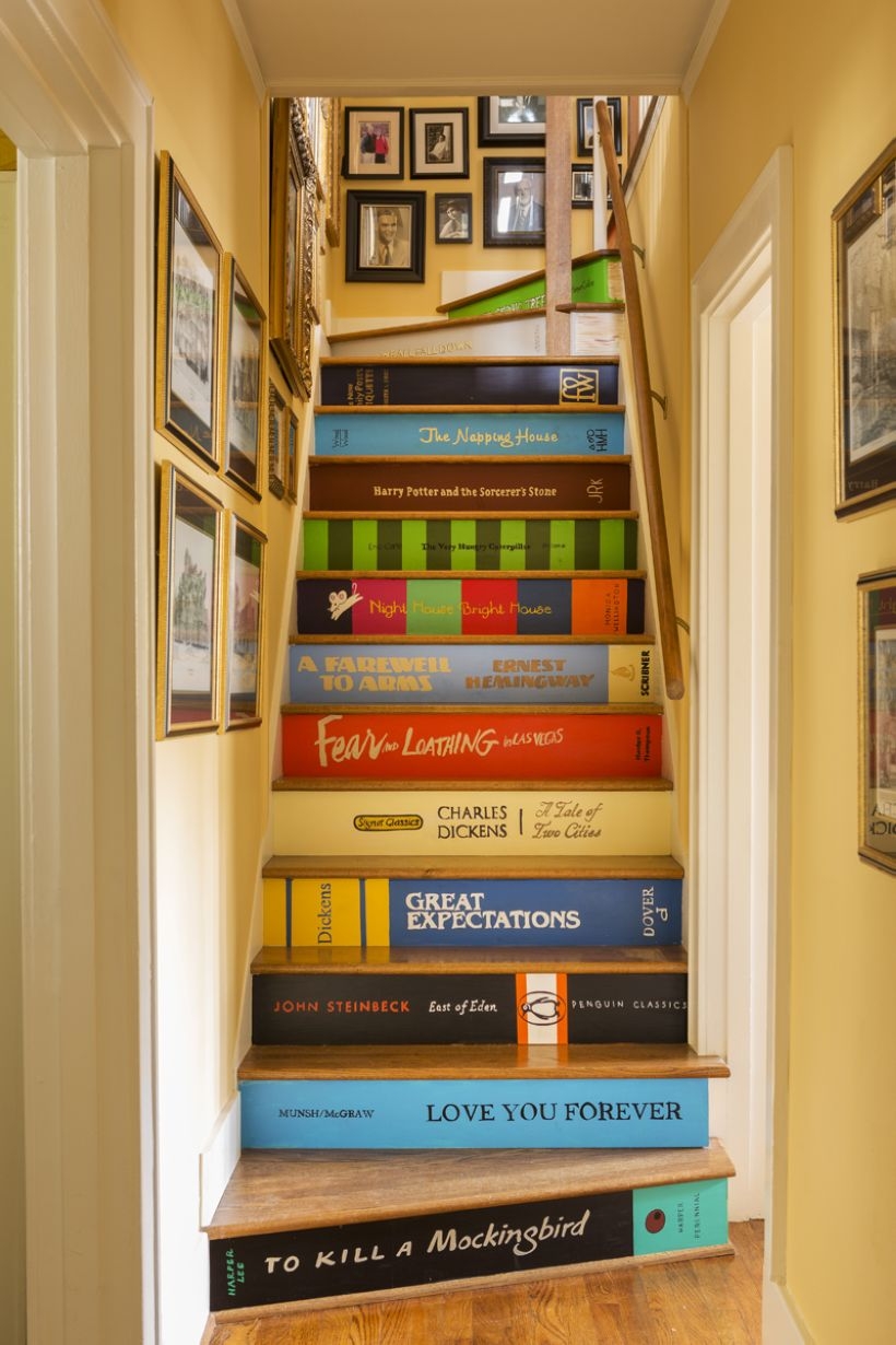 Painted staircase ideas which make your stairs look new 25