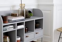 Pieces to create a stylish bookcase instantly 33