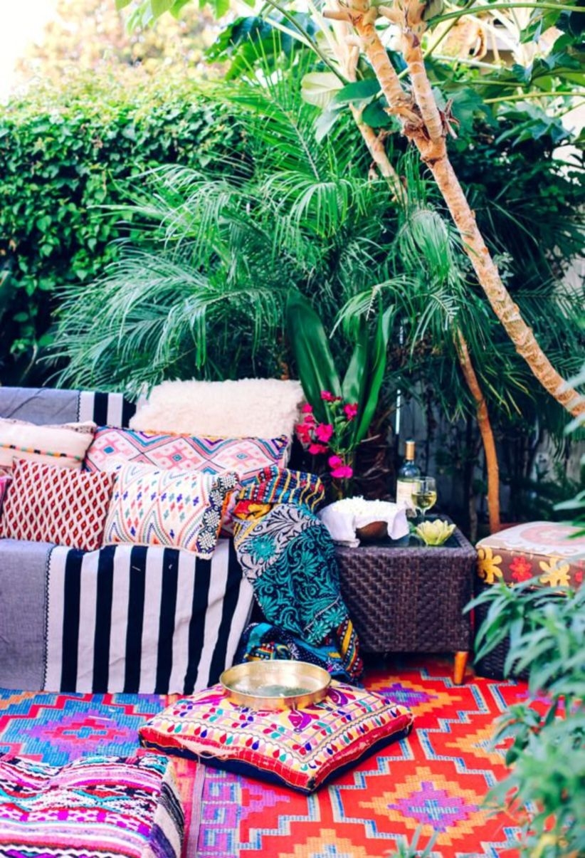 Shabby chic and bohemian garden ideas 06