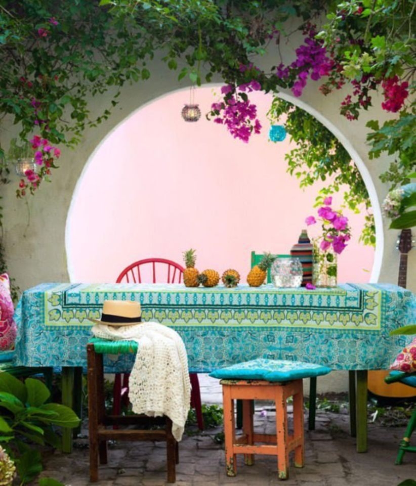 Shabby chic and bohemian garden ideas 19