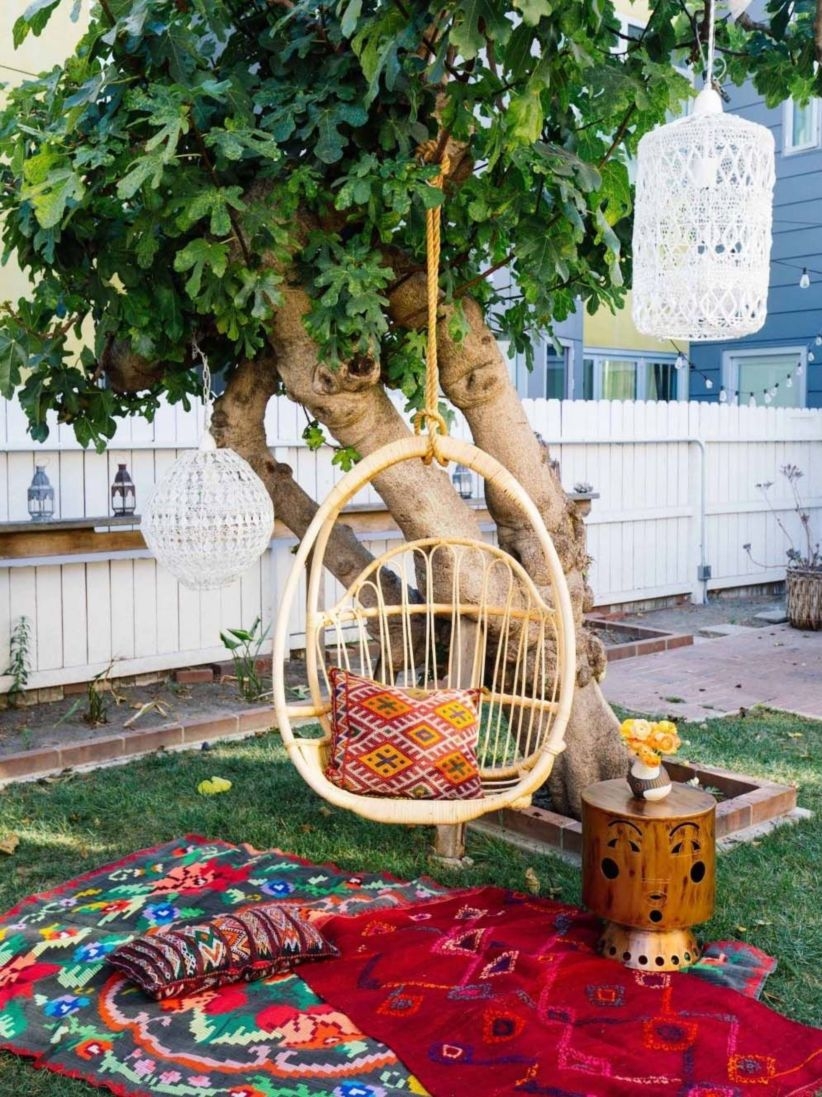 Shabby chic and bohemian garden ideas 27