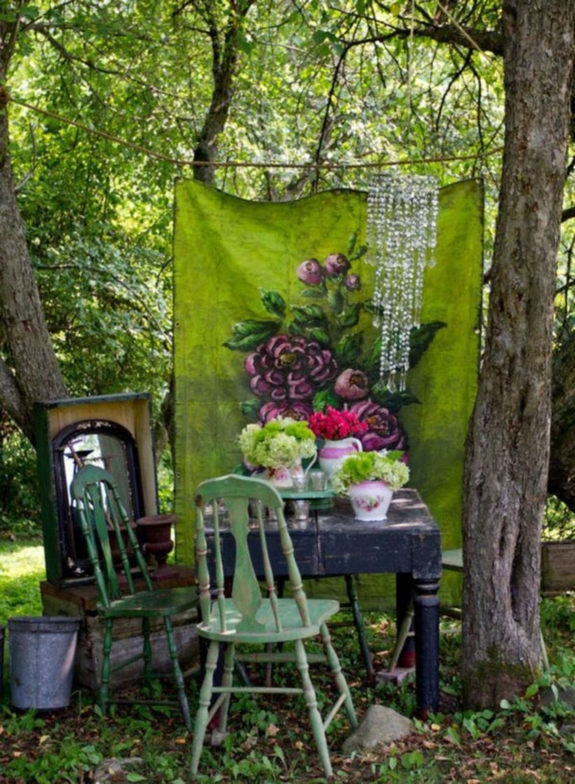 Shabby chic and bohemian garden ideas 30