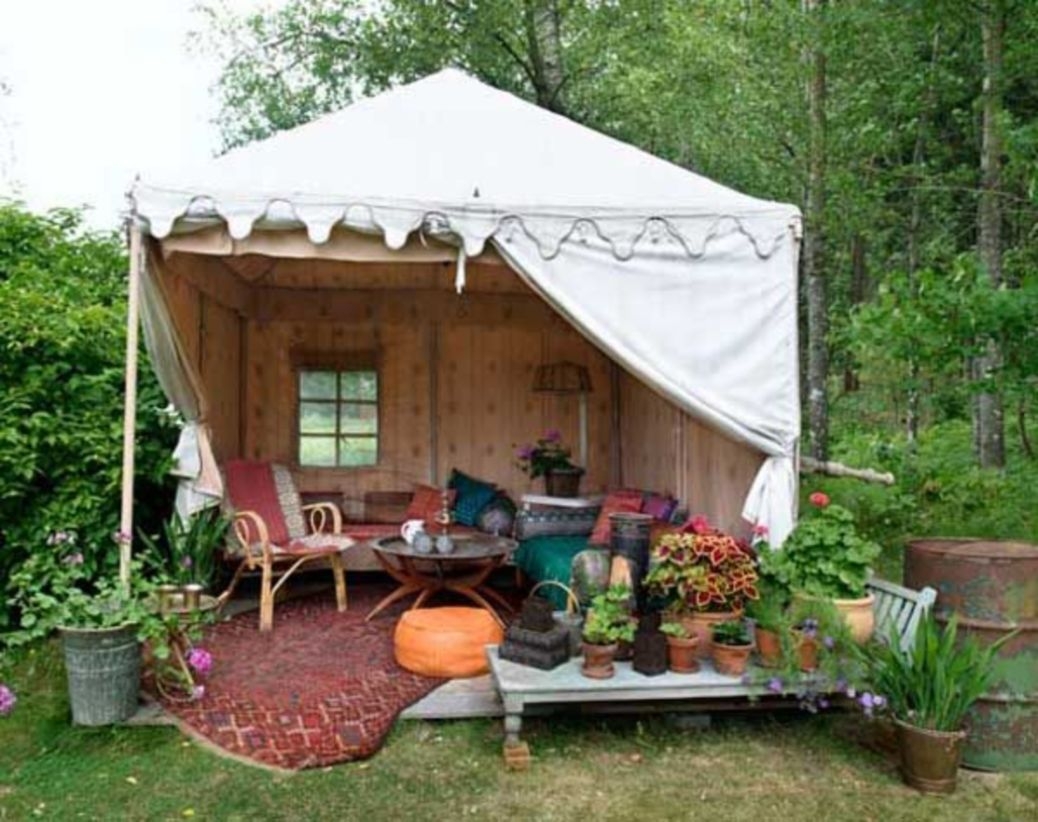 Shabby chic and bohemian garden ideas 35