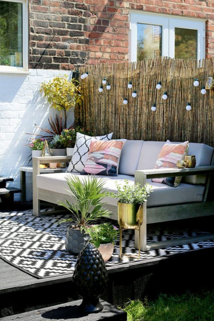 Shabby chic and bohemian garden ideas 37