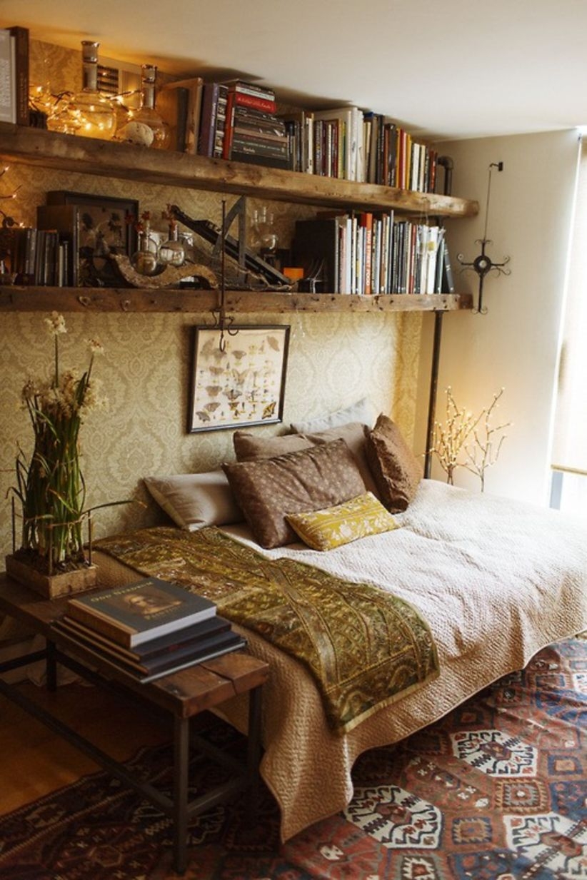 Stunning bookshelves ideas for bedroom decoration 04