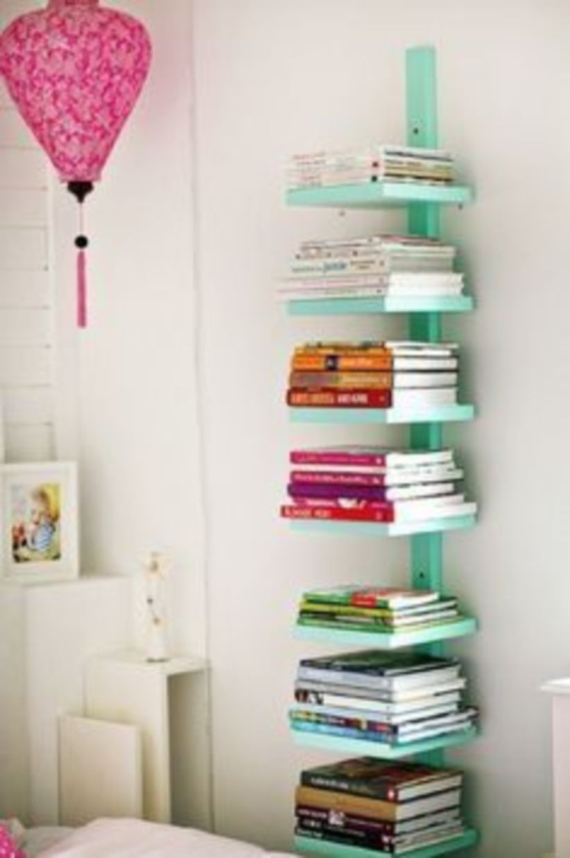 Stunning bookshelves ideas for bedroom decoration 27