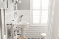 Stunning mosaic tiled wall for your bathroom 01