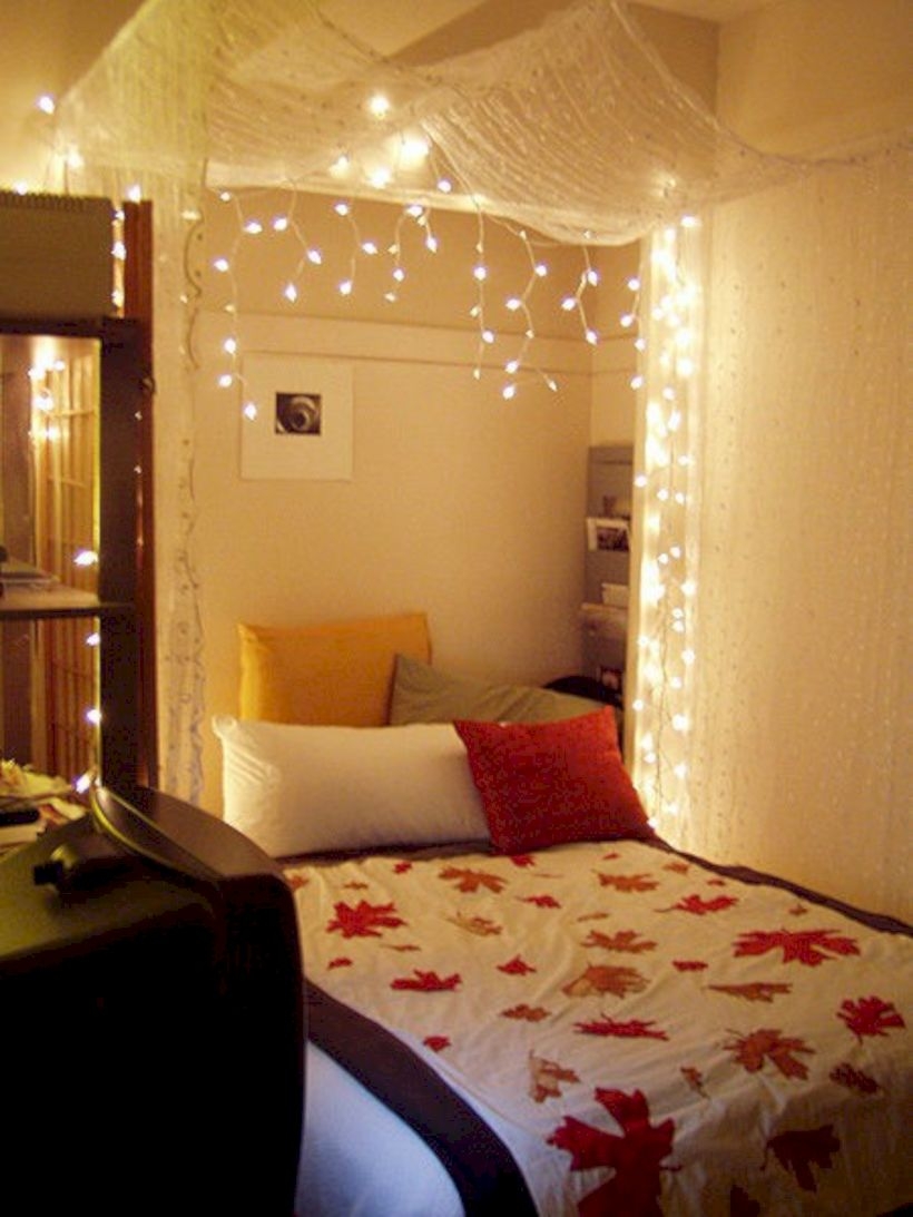 Twinkly ways to light up your home with christmas fairy light 10