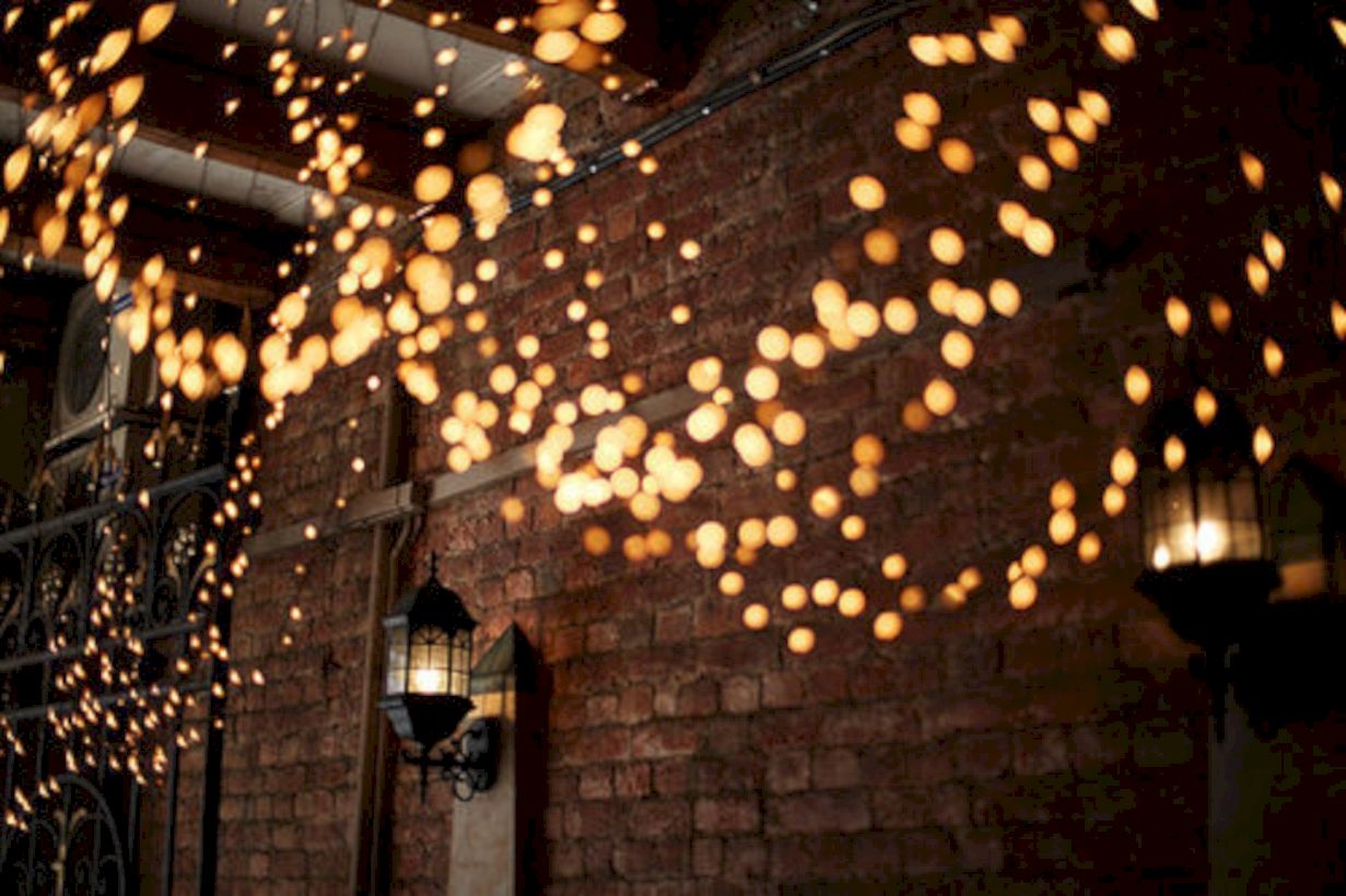Twinkly ways to light up your home with christmas fairy light 14