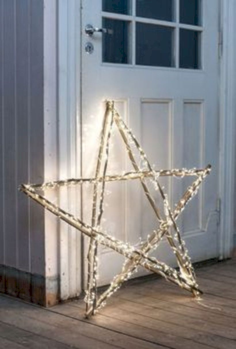 Twinkly ways to light up your home with christmas fairy light 33