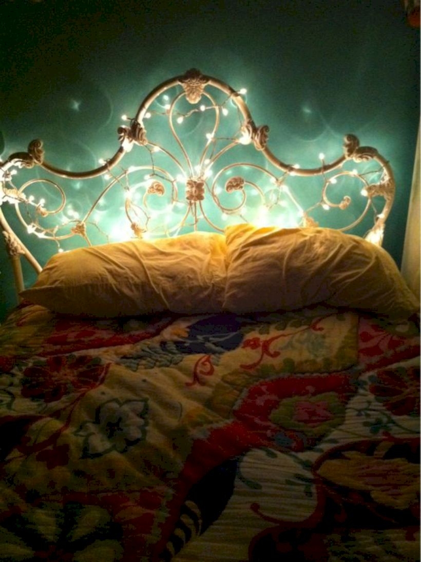 Twinkly ways to light up your home with christmas fairy light 42