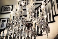 Ways to decorate with chandelier over the stairs 34