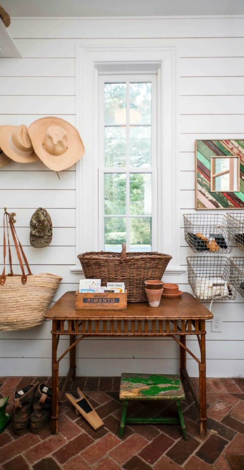 Ways to incorporate shiplap into your home 31