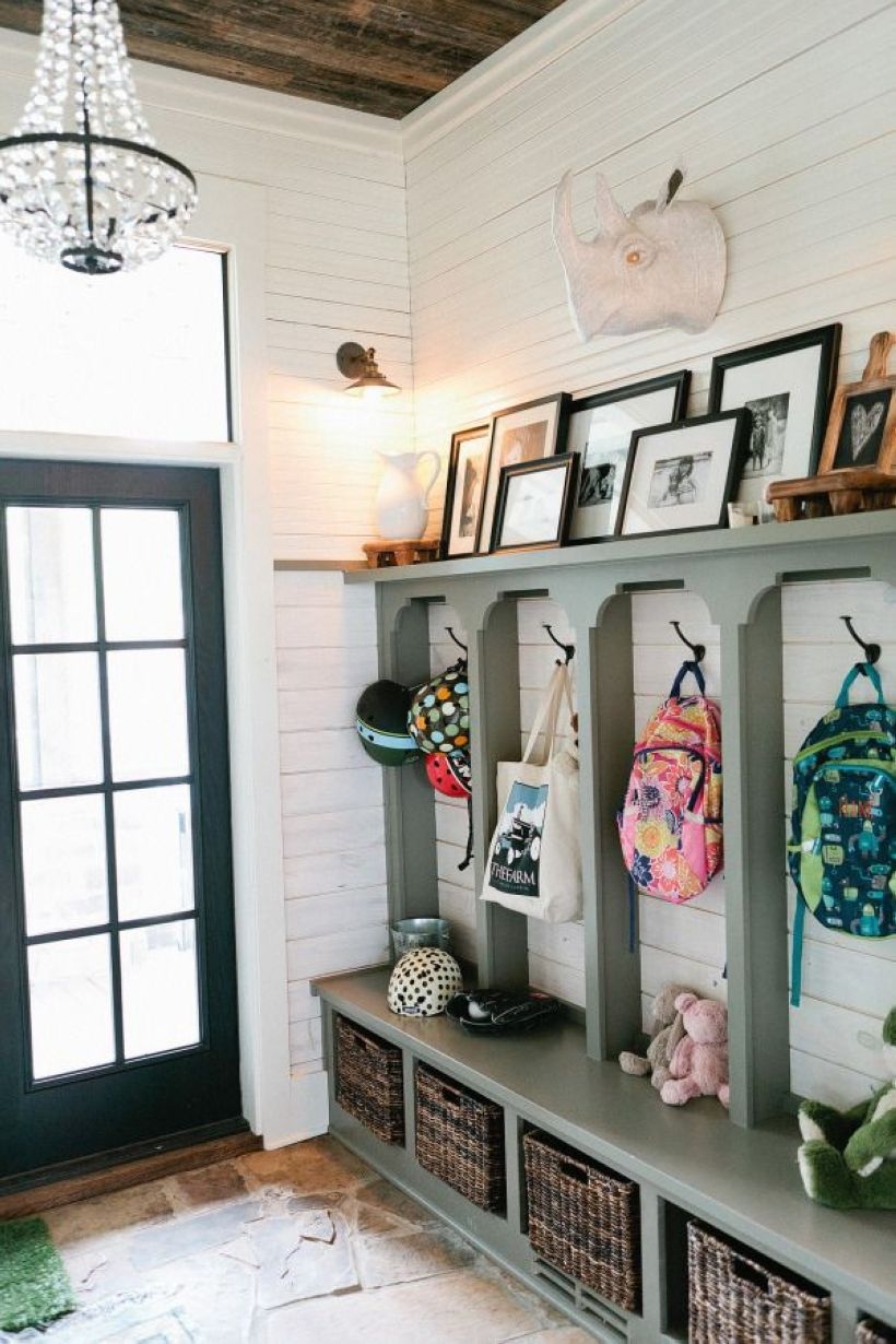 Ways to incorporate shiplap into your home 37