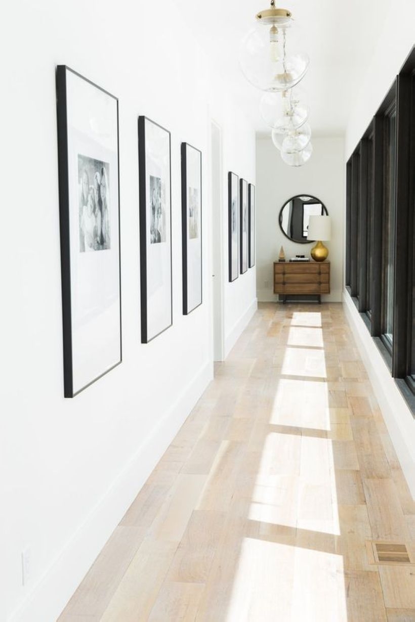 White wall and picture frames in hallway decorating ideas 08
