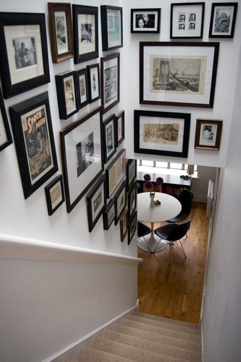 White wall and picture frames in hallway decorating ideas 11