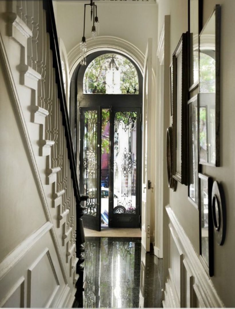 White wall and picture frames in hallway decorating ideas 24