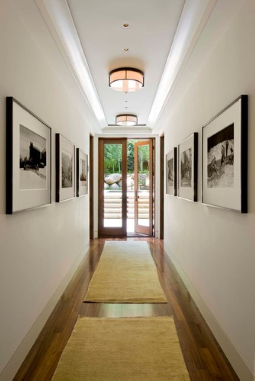 White wall and picture frames in hallway decorating ideas 26