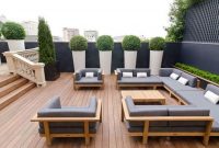 Modern outdoor living space ideas