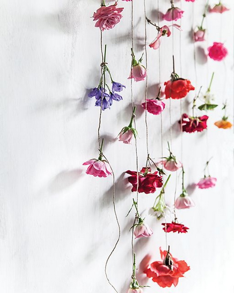 5. fresh flowers curtain