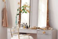 Copper glint vanitiy