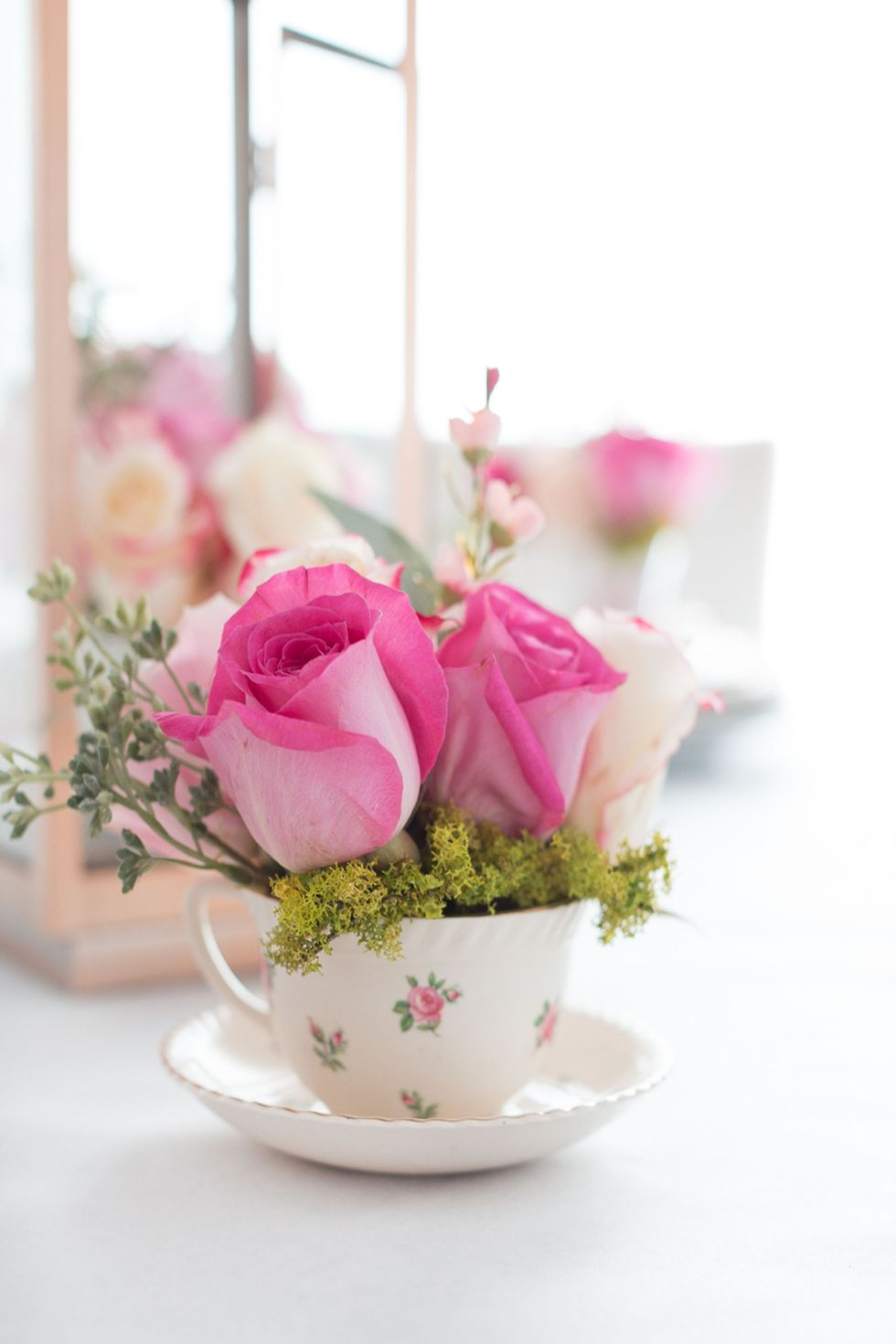 Teacup vases