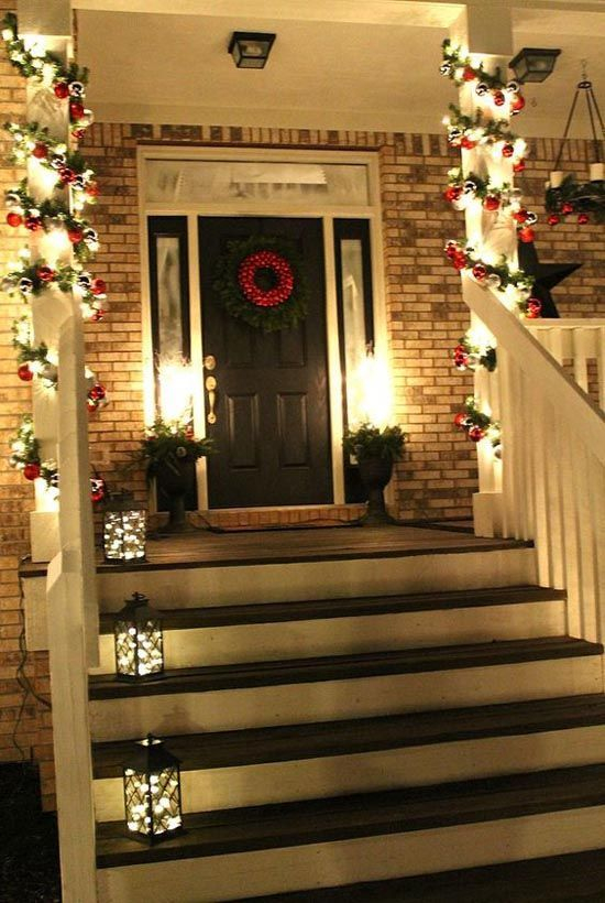 Adorable christmas porch décoration ideas 25