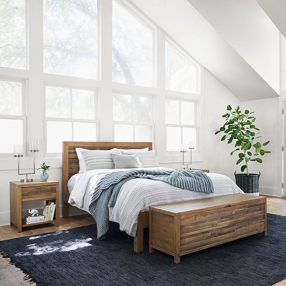 Classic and vintage farmhouse bedroom ideas 01