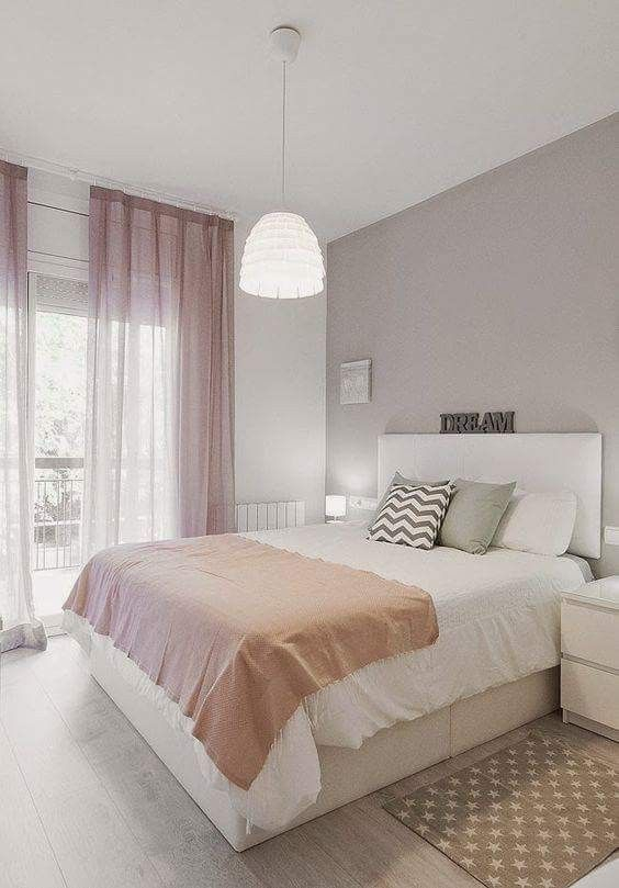 Classic and vintage farmhouse bedroom ideas 16