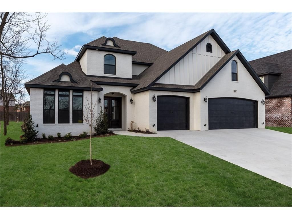 Exterior paint colors for house with brown roof 19