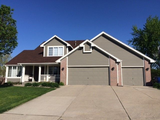 Exterior paint colors for house with brown roof 45