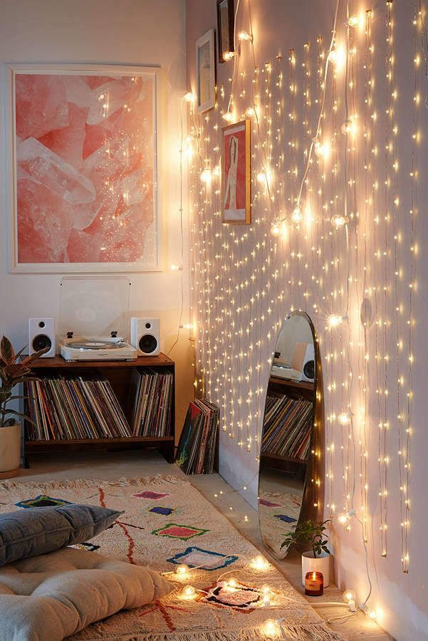 Awesome string light ideas for bedroom 04