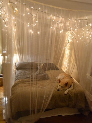 Awesome string light ideas for bedroom 11