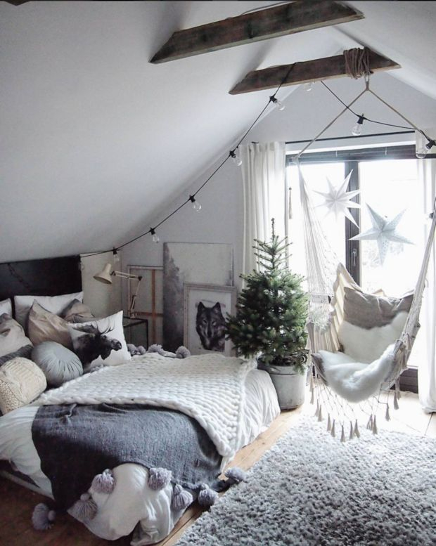 Awesome string light ideas for bedroom 18