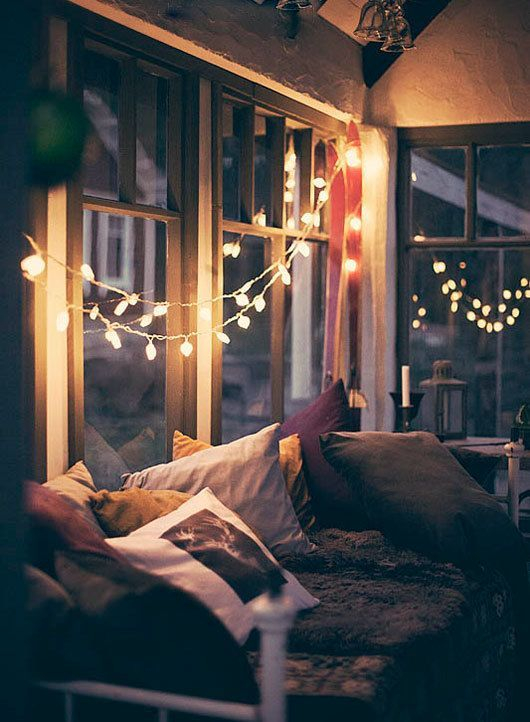 Awesome string light ideas for bedroom 57
