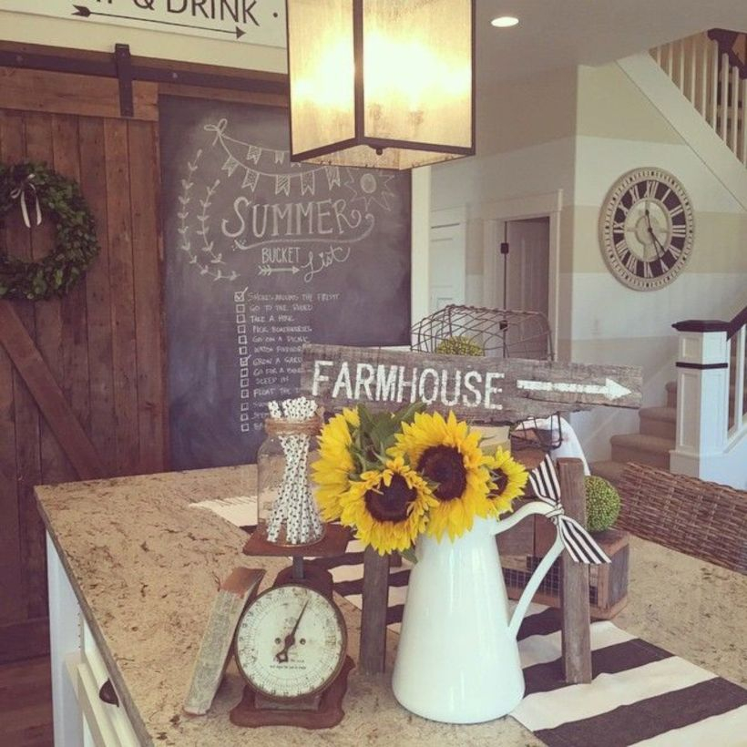 Beautiful farmhouse decor ideas for summer 27