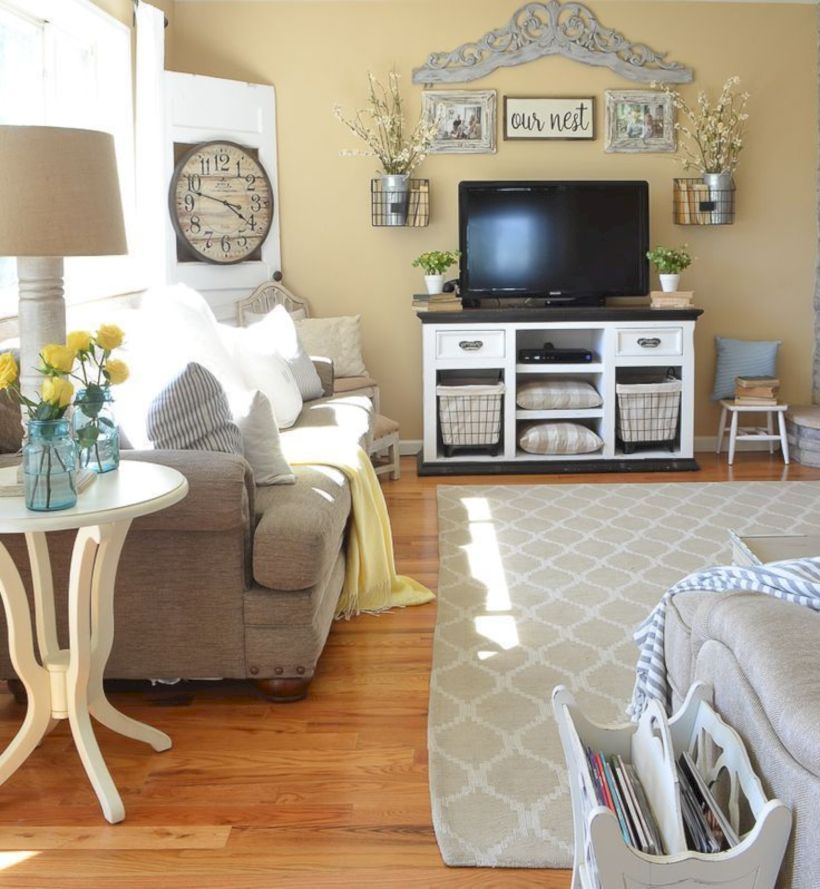 Beautiful farmhouse decor ideas for summer 39