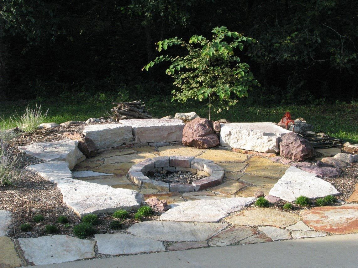 Best fire pit ideas for your backyard 37