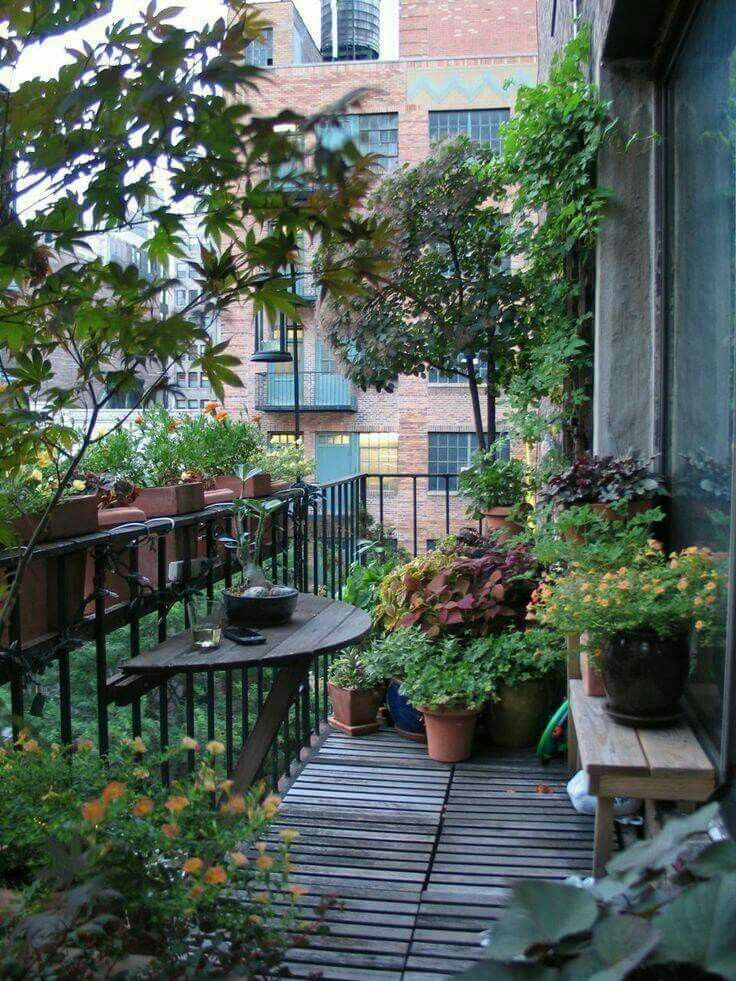 Creative small balcony design ideas for spring 06