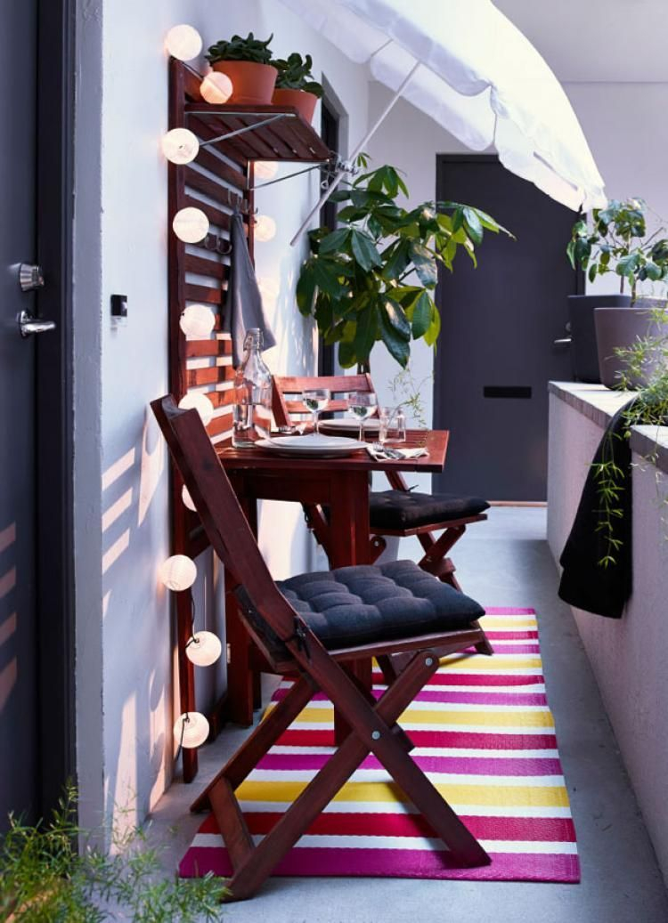 Creative small balcony design ideas for spring 12
