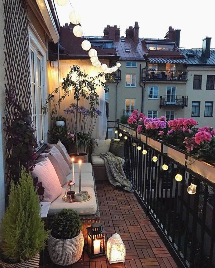 Creative small balcony design ideas for spring 18
