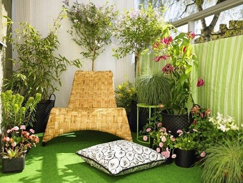 Creative small balcony design ideas for spring 22