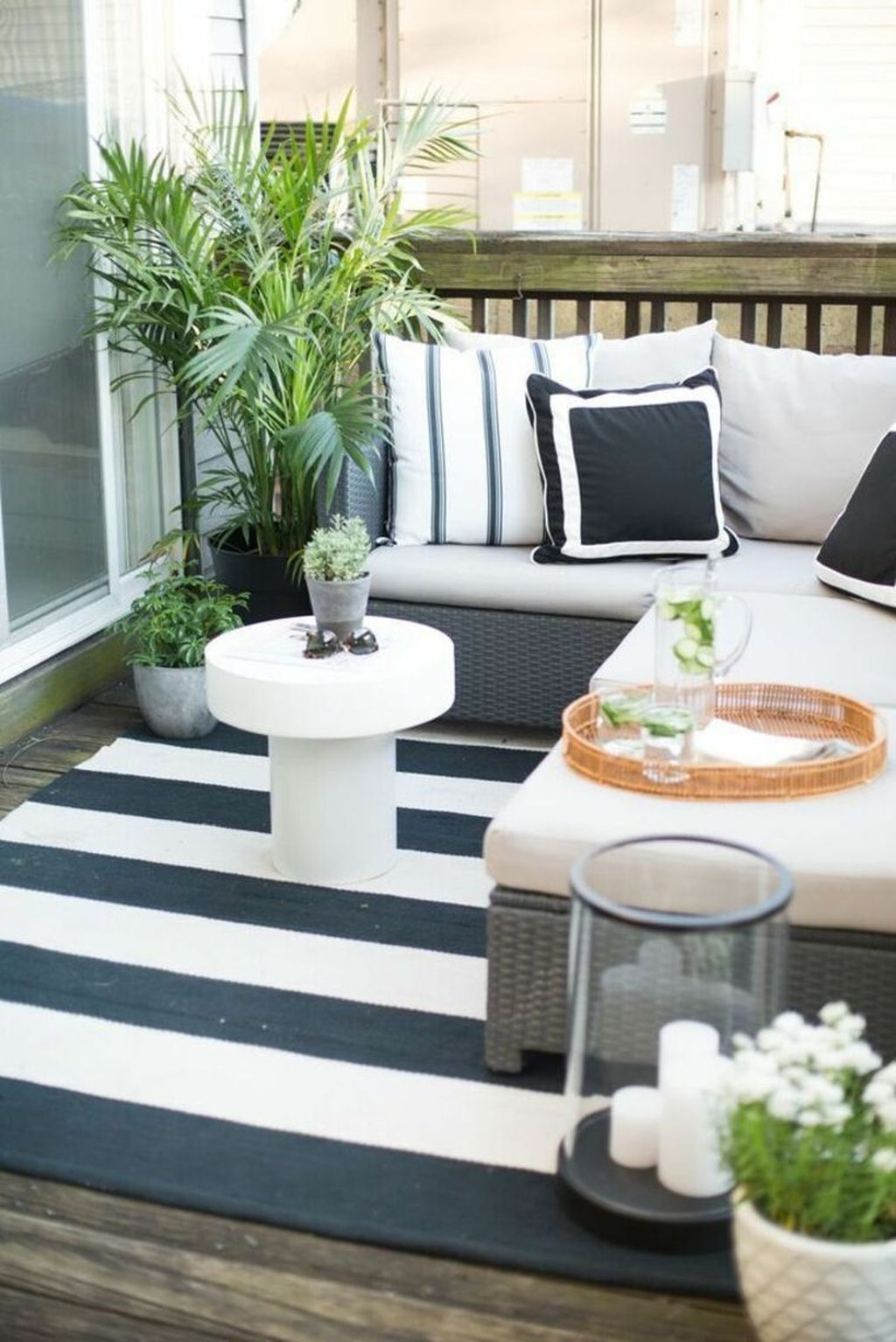 Creative small balcony design ideas for spring 26