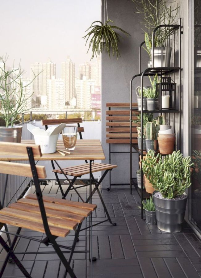 Creative small balcony design ideas for spring 40