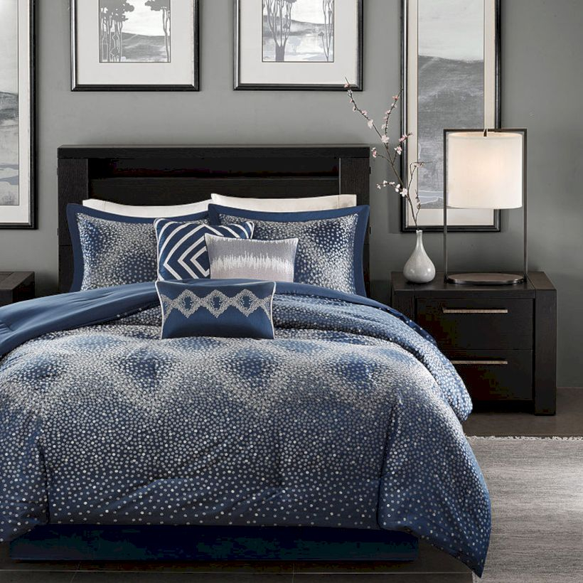 Extremely cozy master bedroom ideas 11