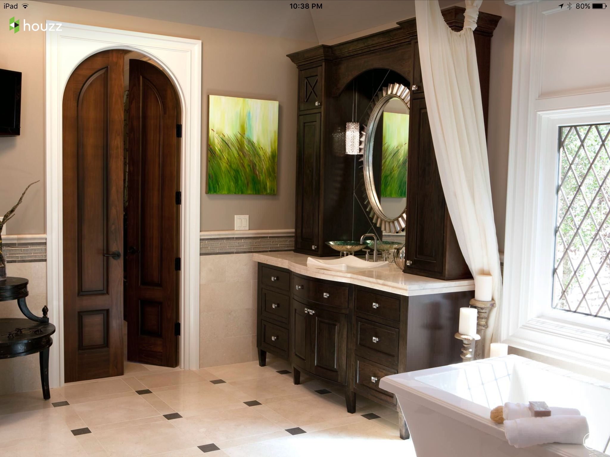 Luxury traditional bathroom design ideas for your classy room 11