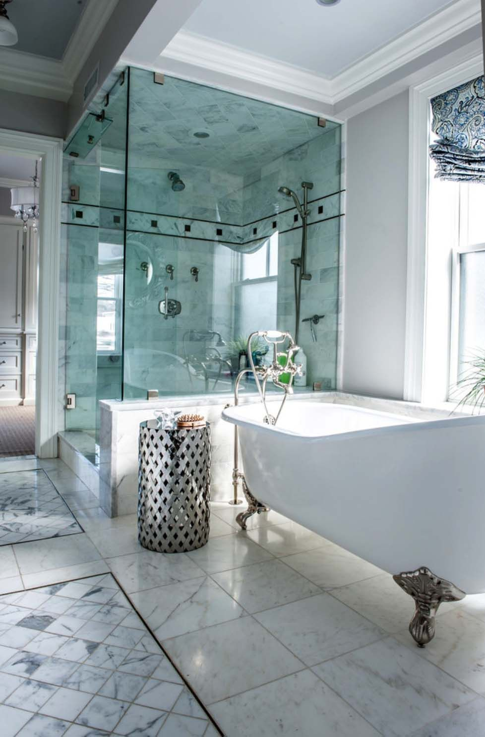 Luxury traditional bathroom design ideas for your classy room 20