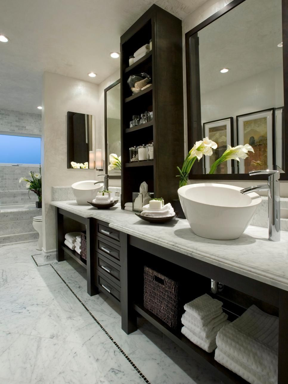 Luxury traditional bathroom design ideas for your classy room 43