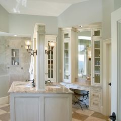 Luxury traditional bathroom design ideas for your classy room 44