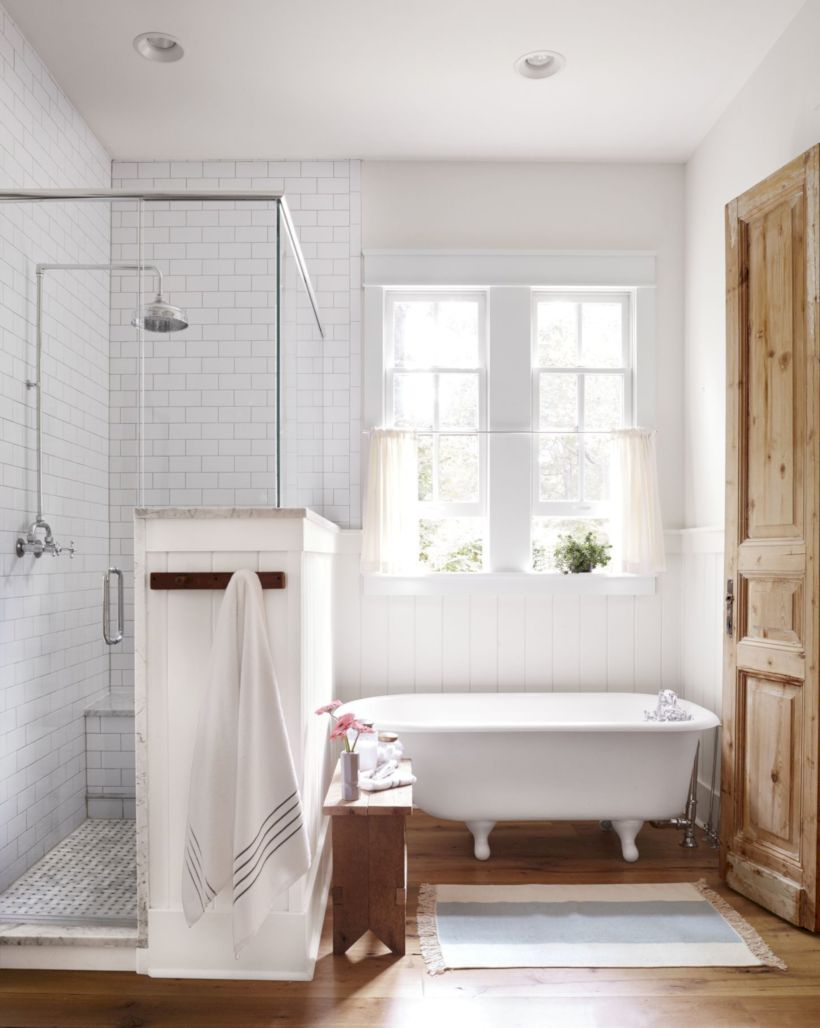 Rustic farmhouse bathroom ideas with shower 04